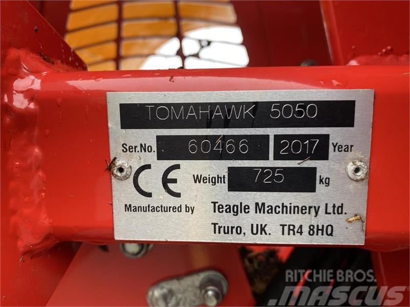Tomahawk 5050 Teagle Alte echipamente pentru nutret