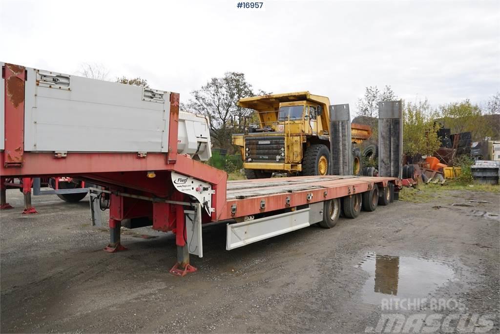 Damm 4 axle machine trailer with ramps and manual widen Alte remorci