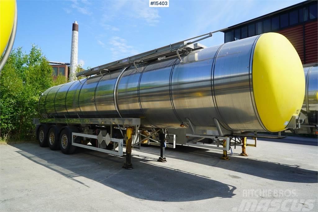 Feldbinder tank trailer. Approved for 3 years. Alte remorci