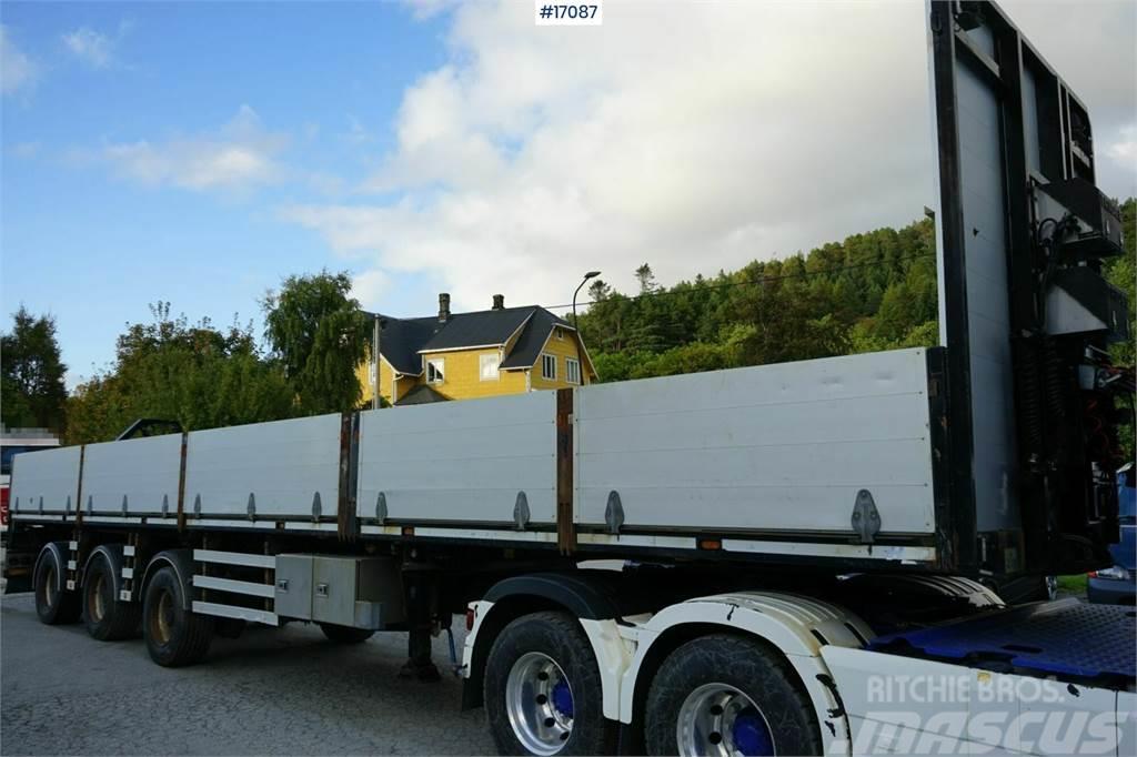HRD Rettsemi with Tridec steering and 7,5 m extension. Alte semi-remorci