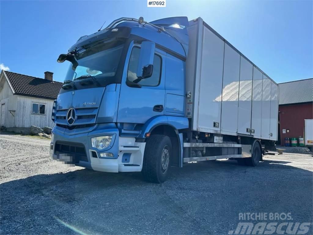 Mercedes-Benz Actros 4x2 Box truck w/ full side opening and frid Autocamioane