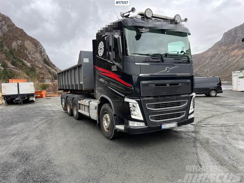 Volvo FH540 8x4 w/ 24 joab hook and tipper Autobasculanta
