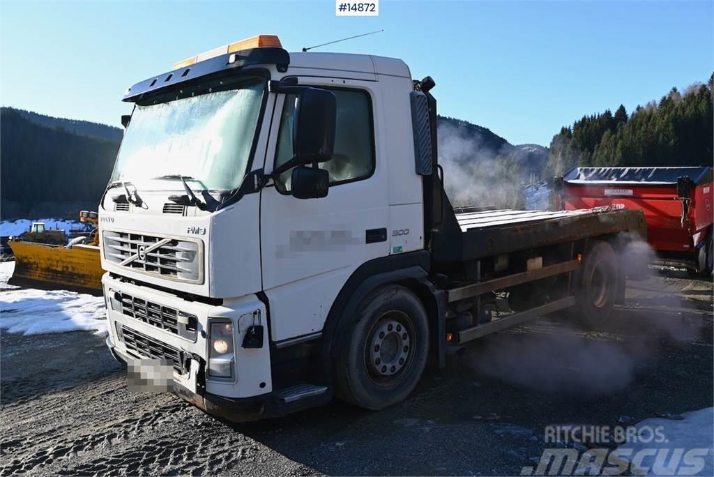 Volvo FM300 4x2 Machine freight/flatbed truck rep. objec Camioane platforma/prelata