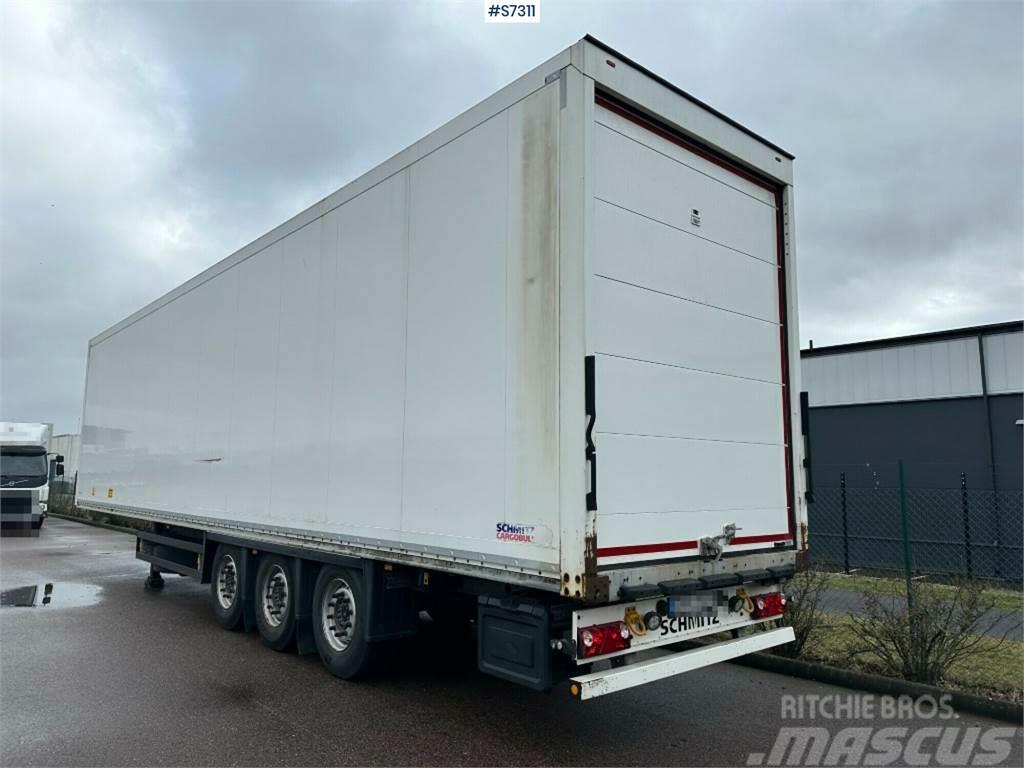 Schmitz Cargobull Box trailer with roller shutter Alte remorci