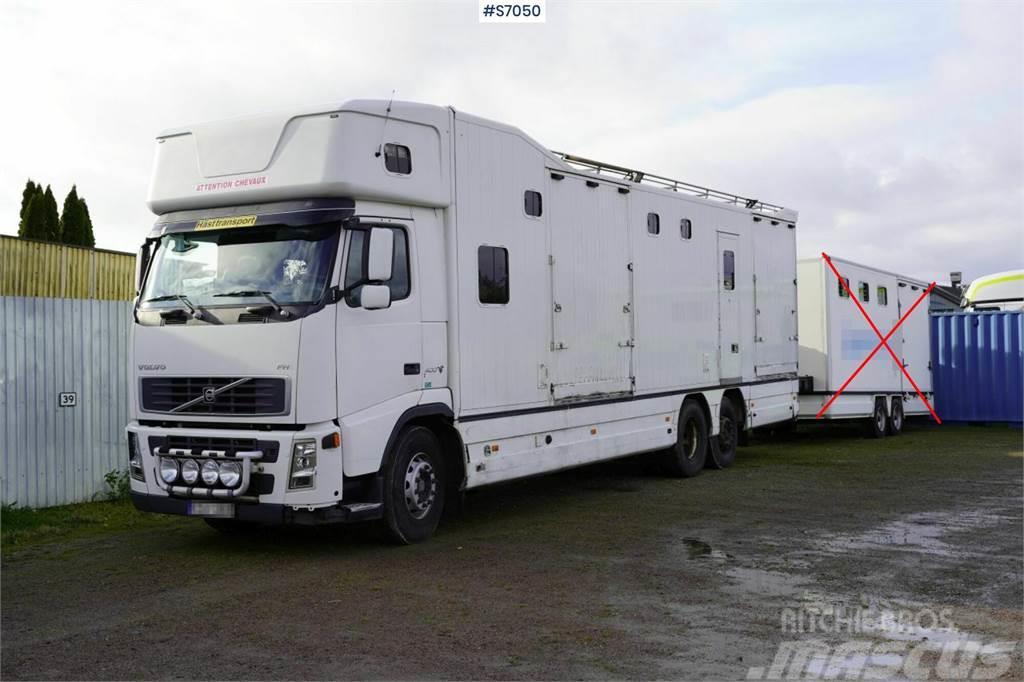 Volvo FH 400 6*2 Horse transport with room for 9 horses Camioane transport animale