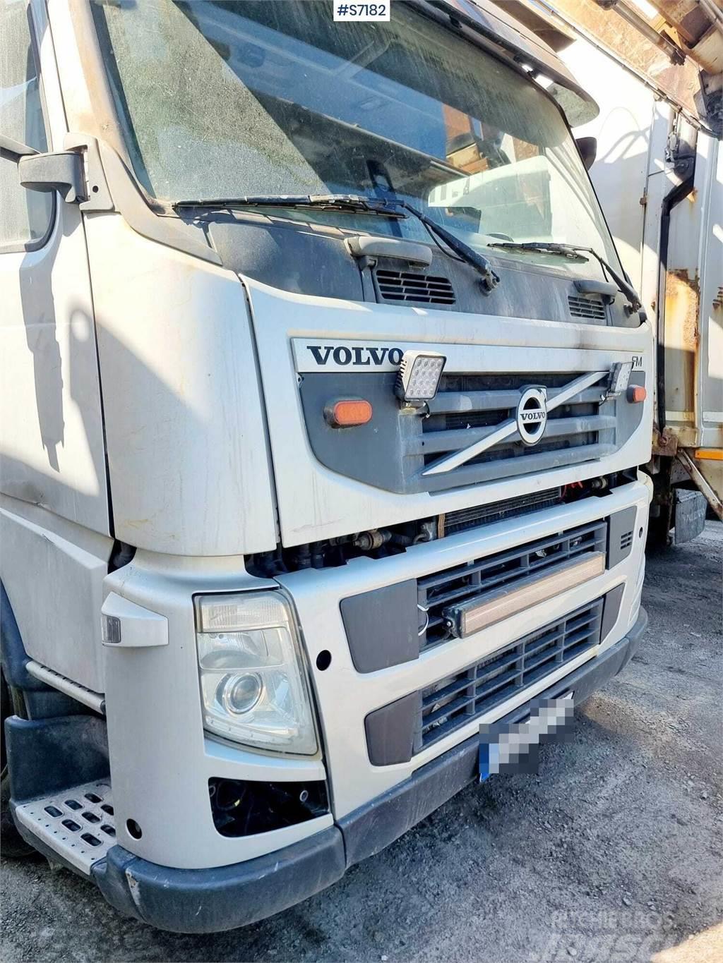 Volvo FM 6x2 Garbage truck with front loader Camion de deseuri