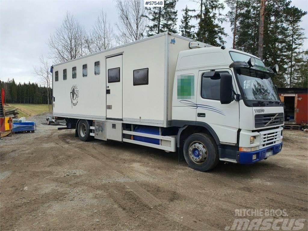Volvo FM7 Camioane transport animale