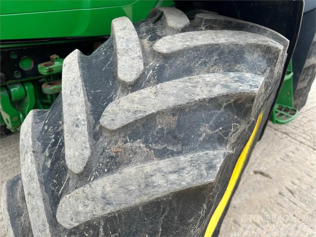 John Deere Wheels and tyres Alte masini agricole