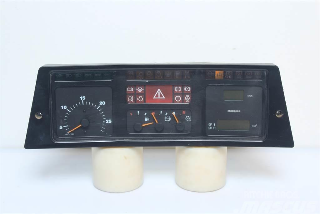 Case IH CS120 Instrument Cluster Electronice