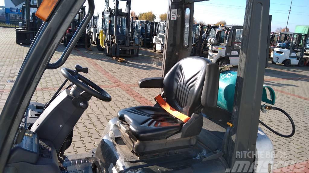UniCarriers P1D1A15LQ Stivuitor GPL