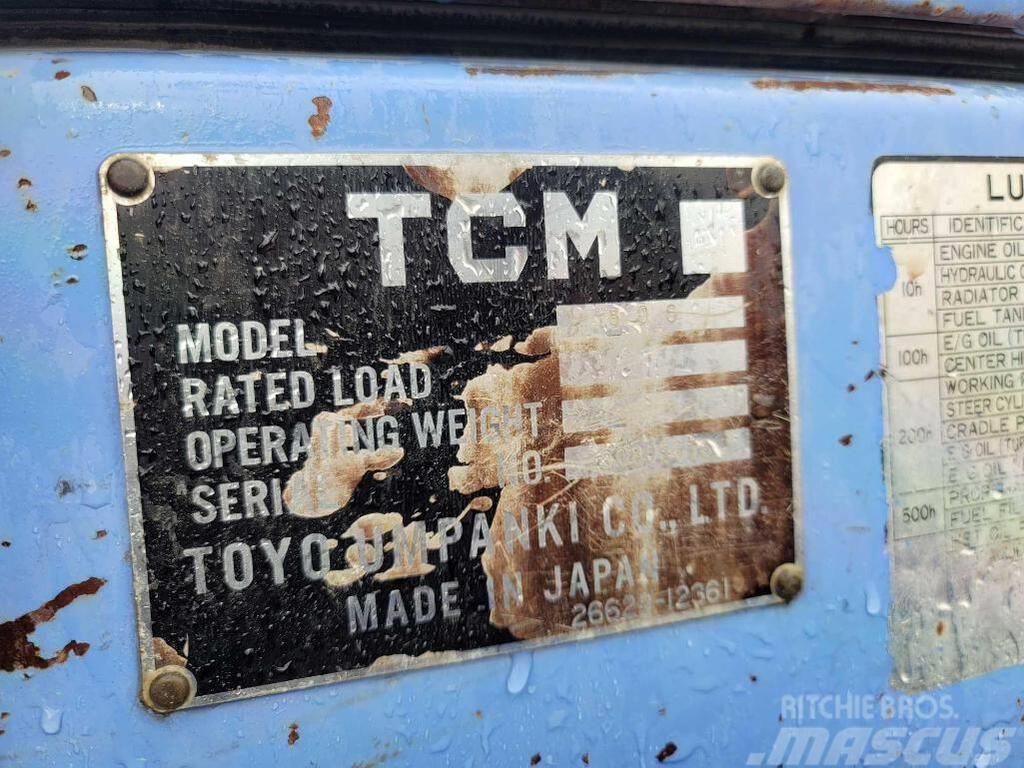 TCM 806 Incarcator pe pneuri
