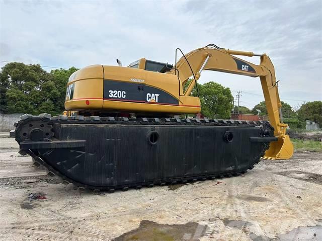 CAT 320 C Excavator amfibiu