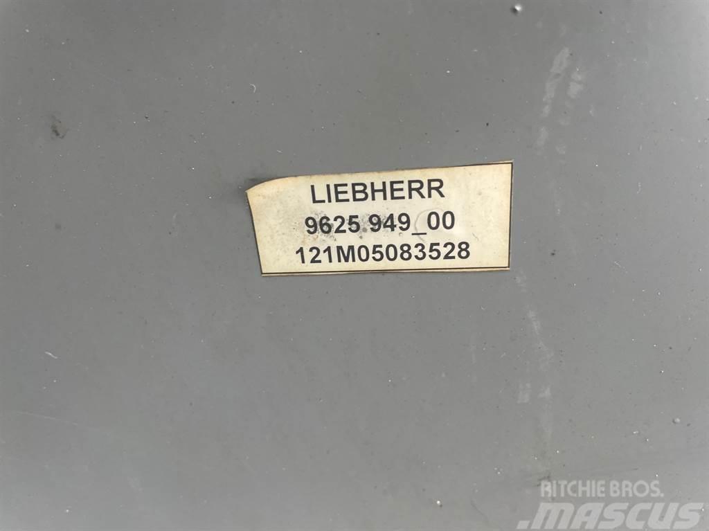 Liebherr A934C-9625949-Stair panel/Trittstufen/Traptreden Sasiuri si suspensii
