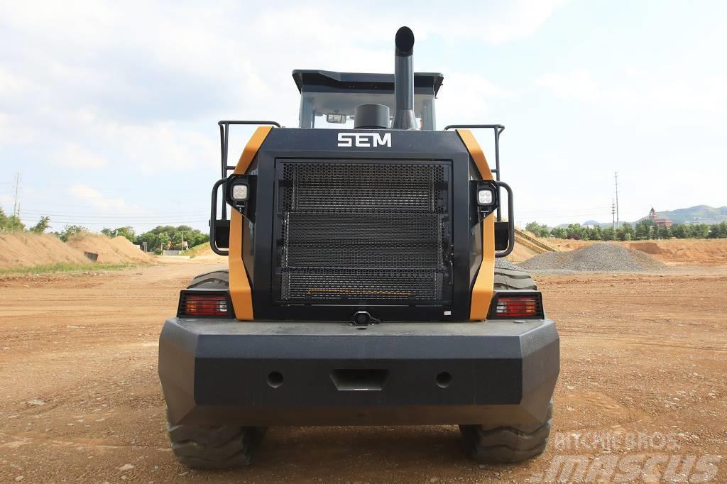 SEM 5Tons 2.7-4.5CBM Capacity Mining Wheel Loader656F Incarcator pe pneuri