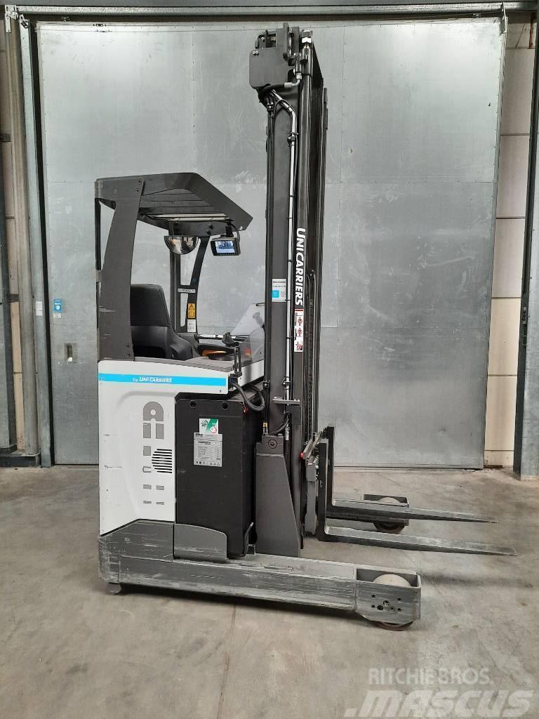 UniCarriers UMS160DTFVRE725 Stivuitor cu catarg retractabil