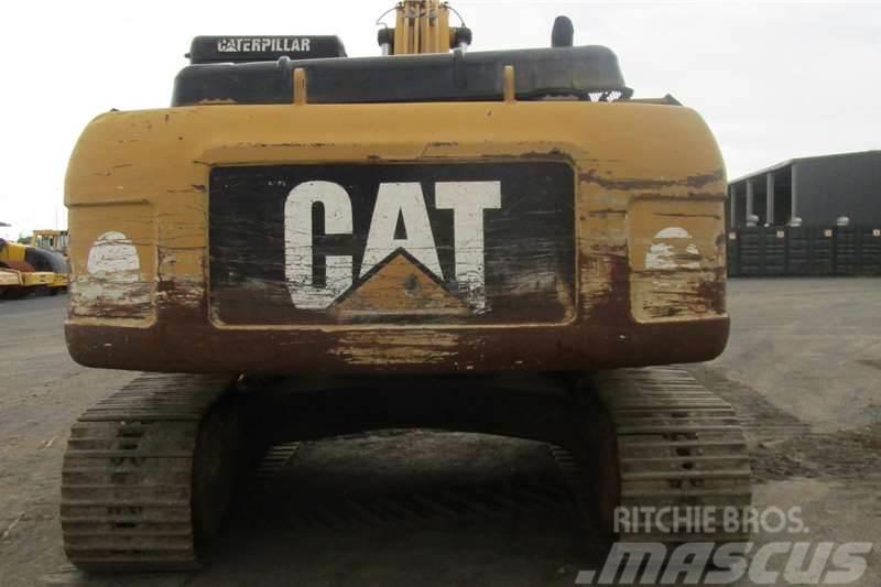 CAT 324D Mini excavatoare < 7t