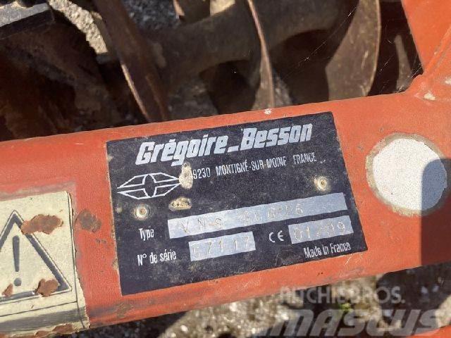 Gregoire Besson VNS 666/26 Cultivatoare de recolte in randuri