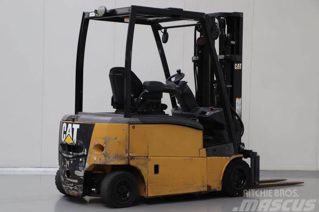 CAT EP20N Stivuitor electric