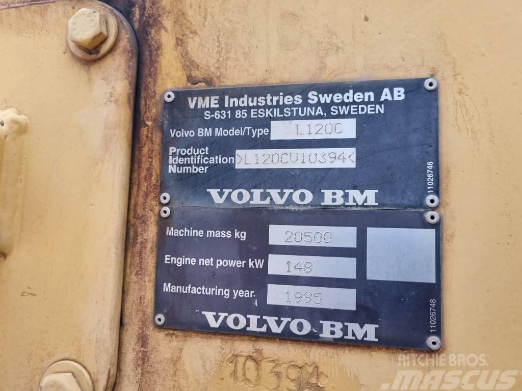 Volvo BM L120C Incarcator pe pneuri