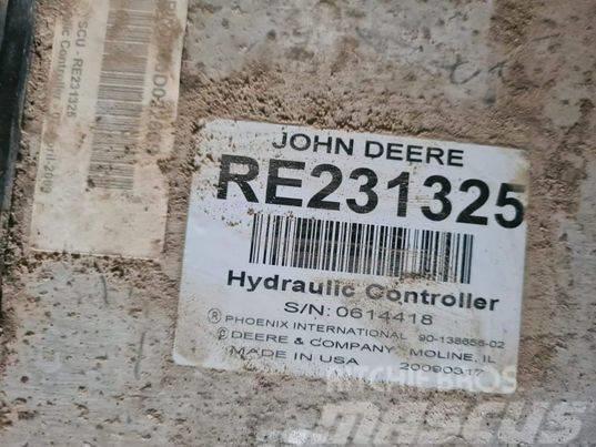 John Deere RE (RE231325) computer Electronice