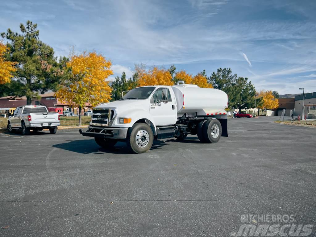 Ford F 750 Cisterne