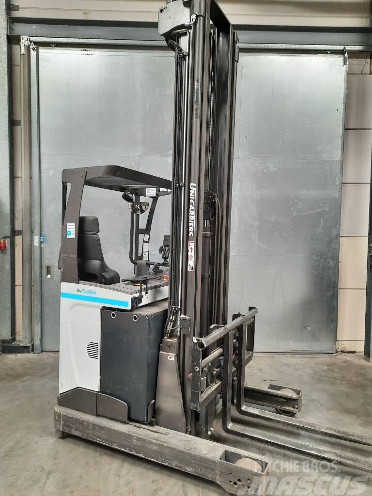 UniCarriers 200DTFVRF895UMS Stivuitor cu catarg retractabil