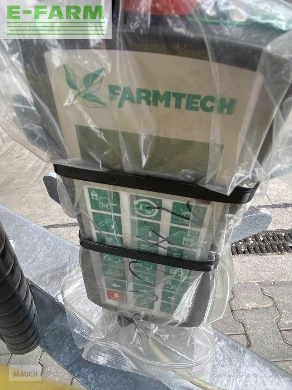 Farmtech polycis 1400 + schleppschuhverteiler condor 15.0 Alte masini de fertilizare si accesorii