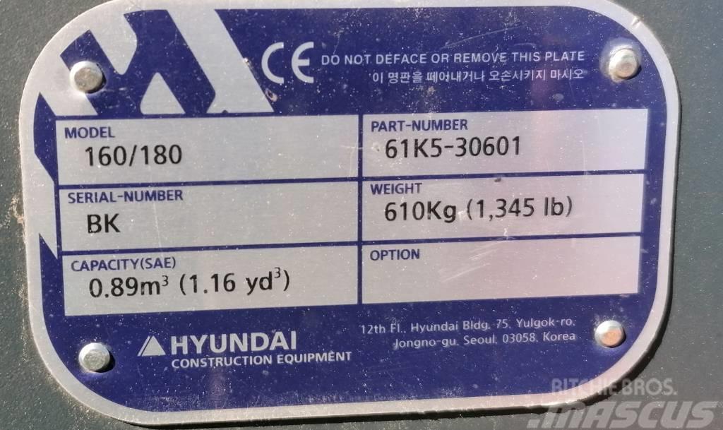 Hyundai 0.89m3_HX180 Pistoane