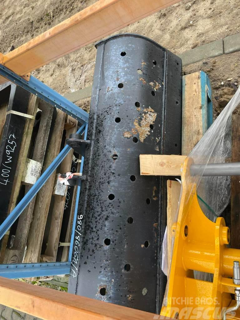  Keltec Łyżka skarpowa sztywna 1500mm Excavator