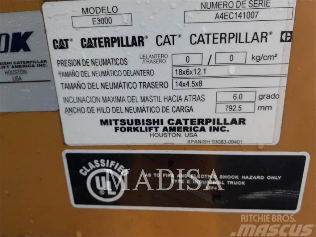 CAT LIFT TRUCKS E3000-AC Stivuitor electric
