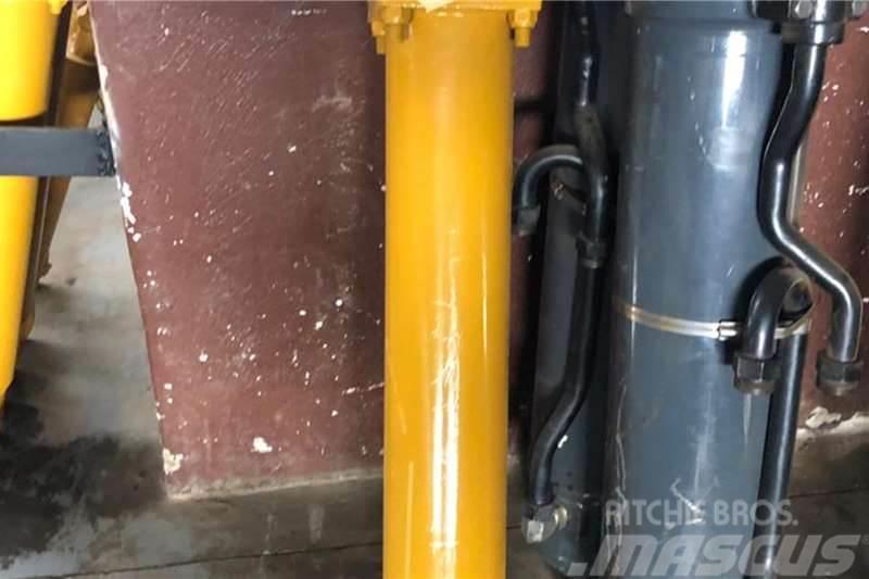 Dezzi Loader Lift Cylinder Altele