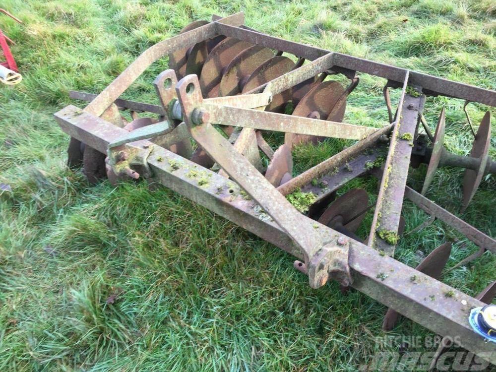  Dusc Harrows - Tractor mounted £390 plus vat £468 Alte masini agricole