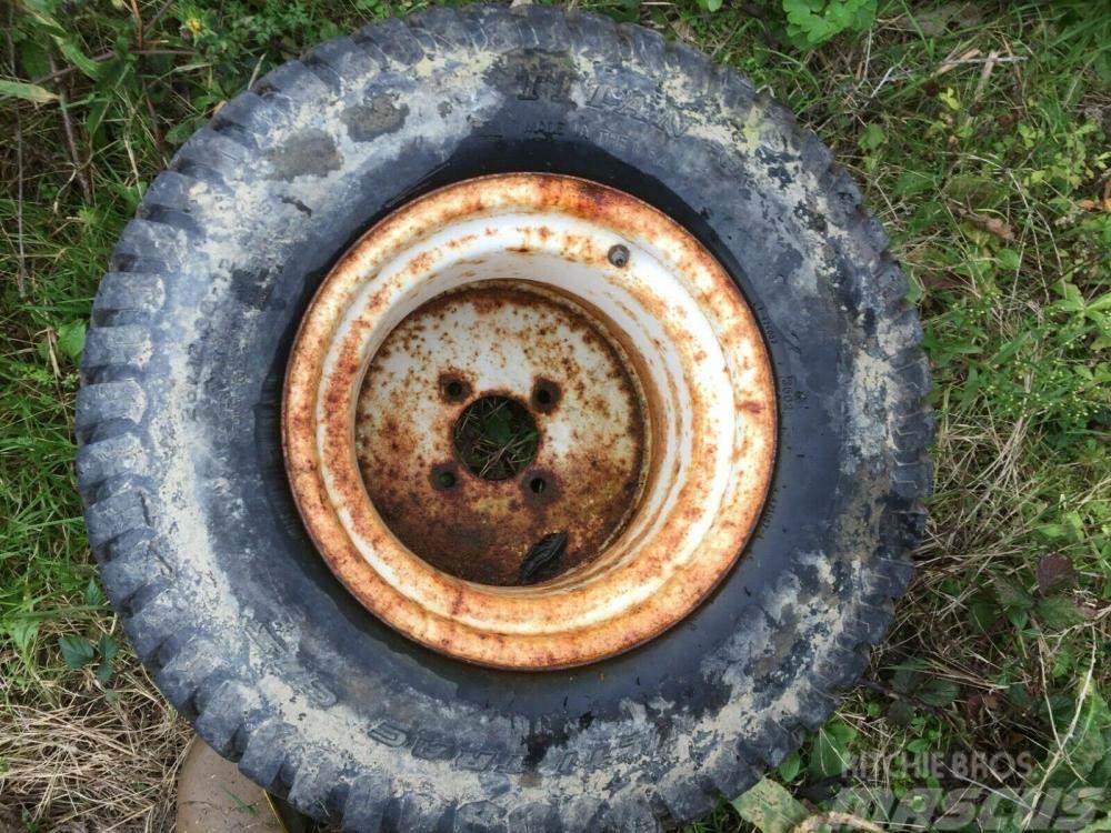  Goldini Tractor Tyre and Wheel £80 Roti