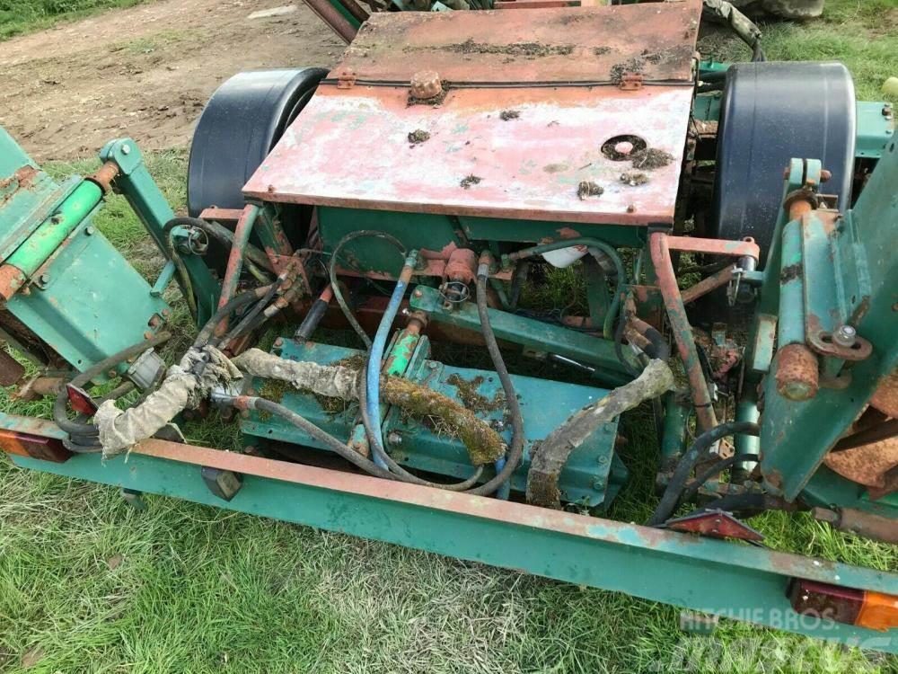 Ransomes gang mower 5 reel - tractor driven - £750 Riding mowers