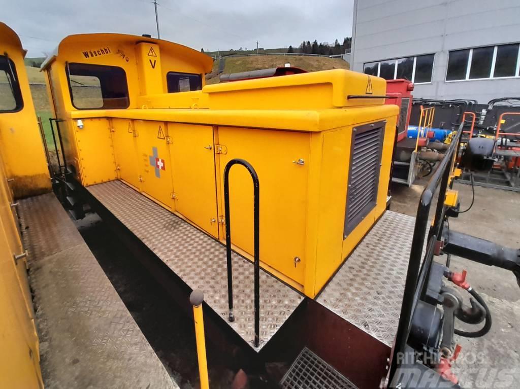 Stadler Fahrzeuge AG EM 3/3 Lokomotive, Rail Intretinere cale ferata