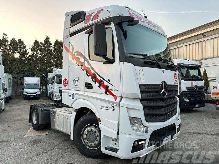 MB Trac Actros 1845 Tractoare