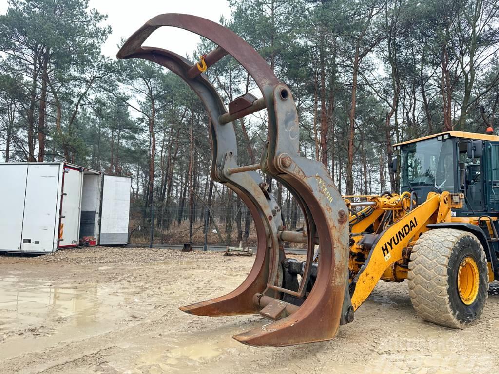 Log grapple suited for Volvo L120 L150 L220 trees logs Cupe forestiere