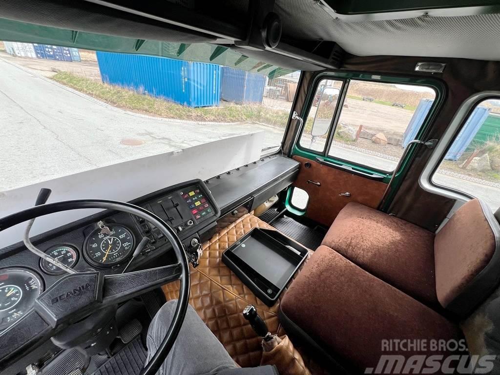 Scania Vabis 111 4x2 Autobasculanta