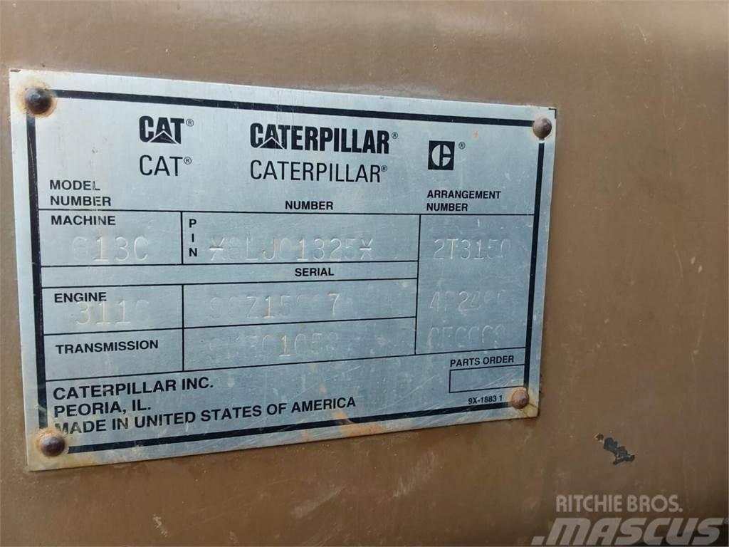 CAT 613C Remorci Cisterne