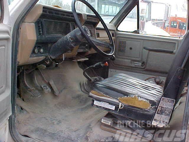 Ford F700 Cisterne