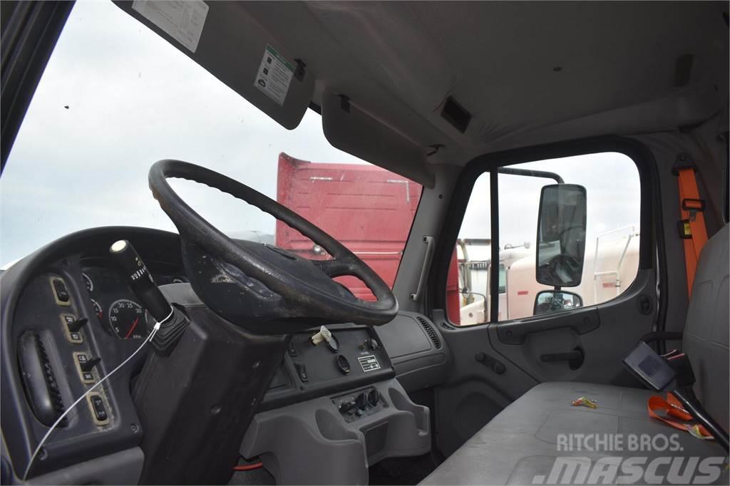 Freightliner BUSINESS CLASS M2 106 Cisterne