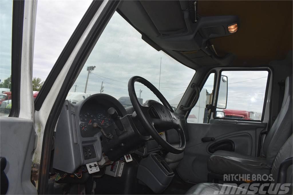 International DURASTAR 4200 Camioane cu macara