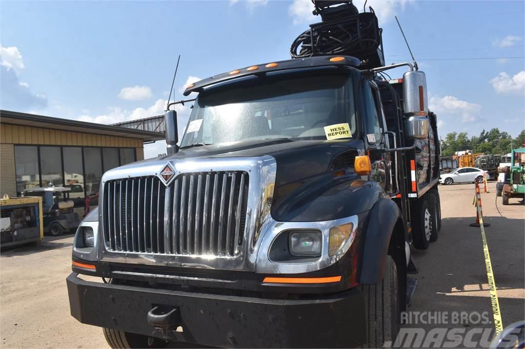 International WORKSTAR 7600 Camioane cu macara