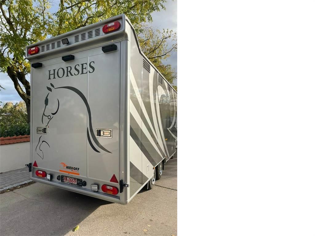 Blomenröhr / Niehoff 4-5 Pferde und Wohnung Semi-remorci transport animale
