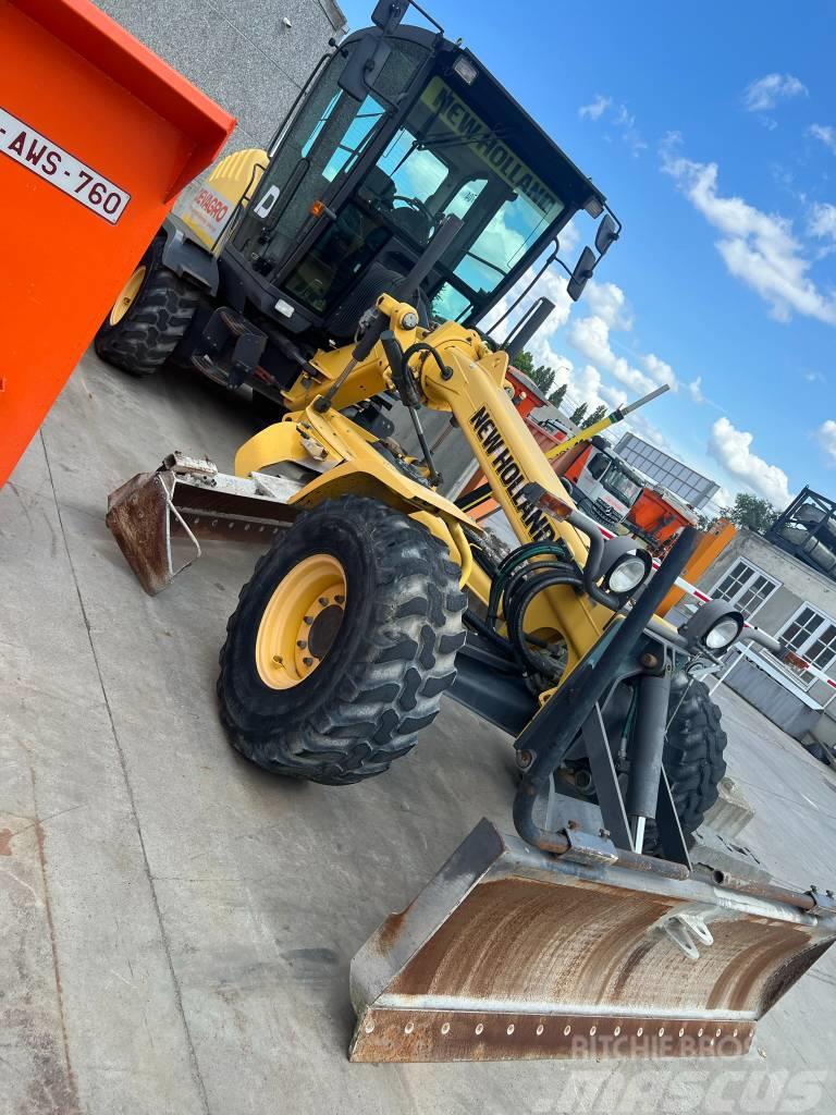 New Holland 106.7 A Gredere