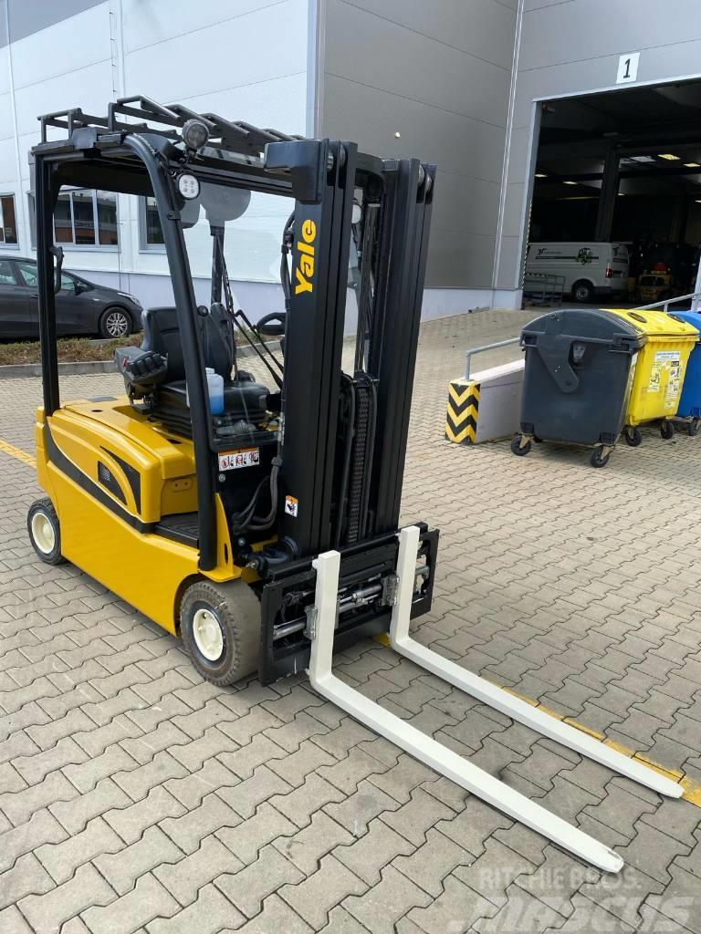 Yale ERP16VFLWB Stivuitor electric