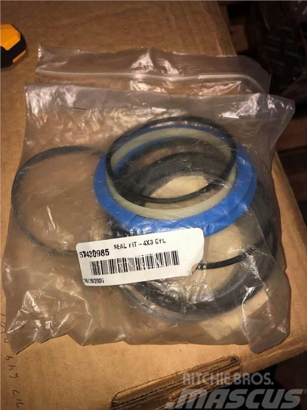 Epiroc (Atlas Copco) Cylinder Seal Kit - 57430895 Alte componente