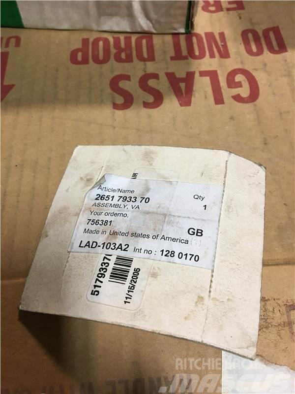 Ingersoll Rand ASSEMBLY DIAPHRAGM VALVE - 51793370 Alte componente