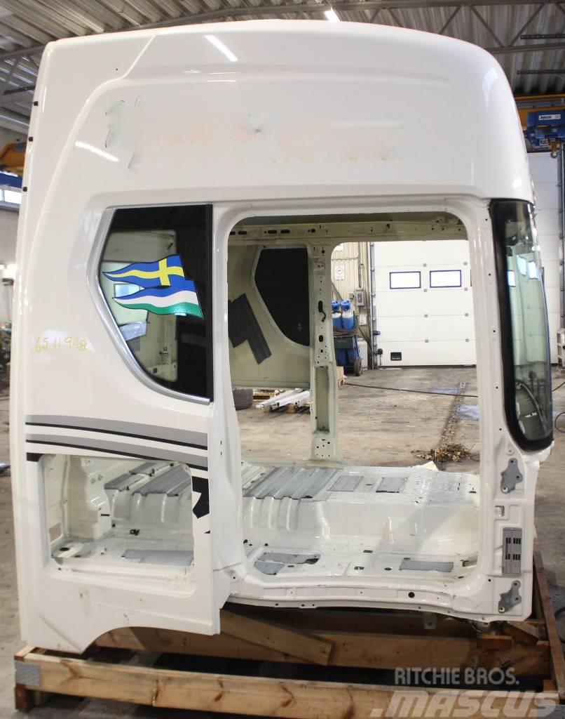 Scania R 650 Cabine si interior