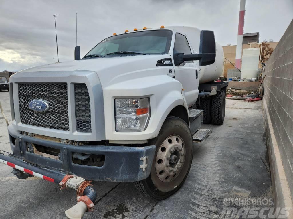 Ford F 650 Cisterne